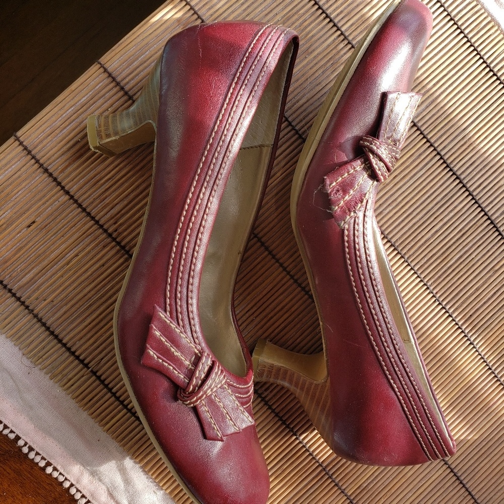 Mudd heels